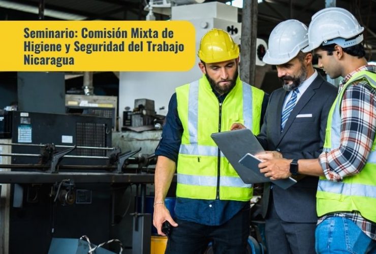 Una comisión mixta de higiene y seguridad del trabajo realiza una inspección en una planta industrial